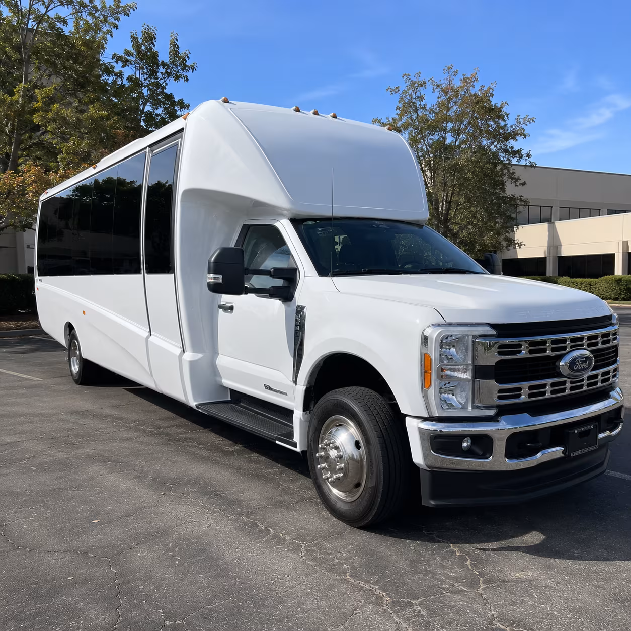 laredo employee transportation